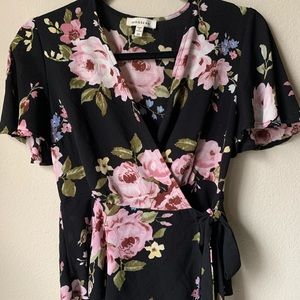 Black floral cross tie top size M